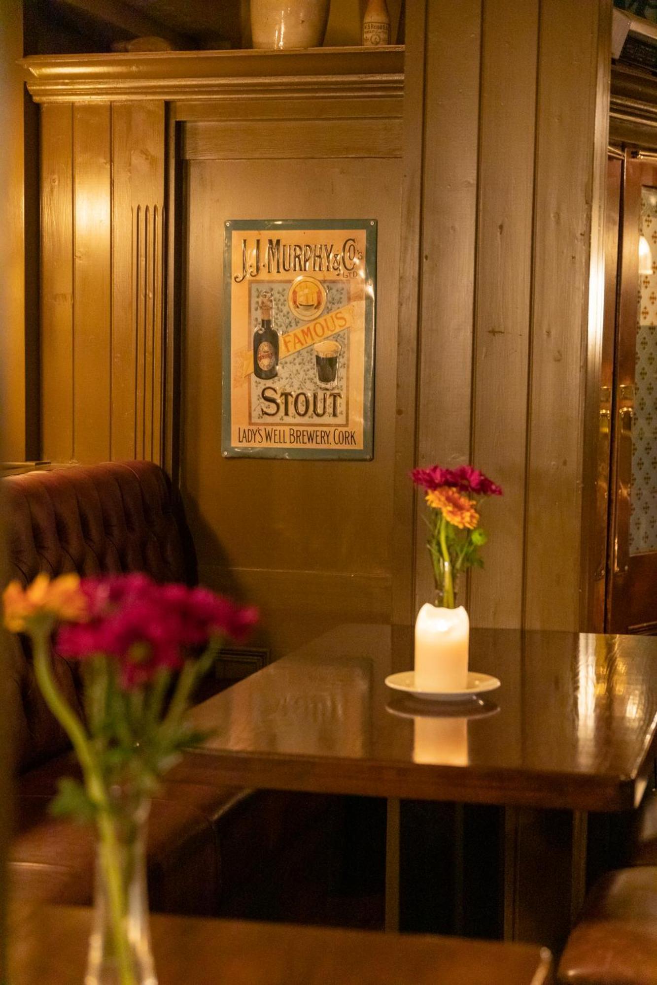 Mcgettigan'S Townhouse - Olives & Figs Bistro Dublin Exterior foto