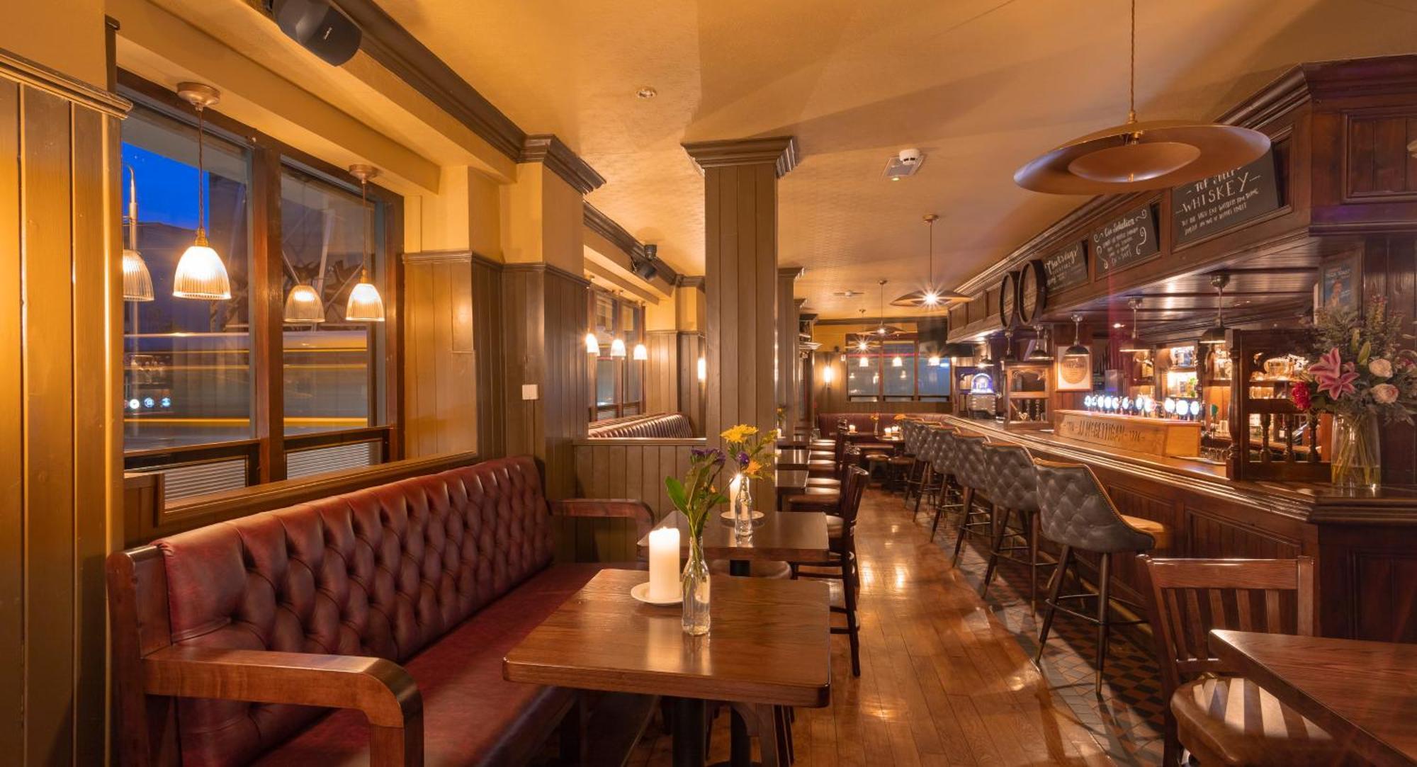 Mcgettigan'S Townhouse - Olives & Figs Bistro Dublin Exterior foto