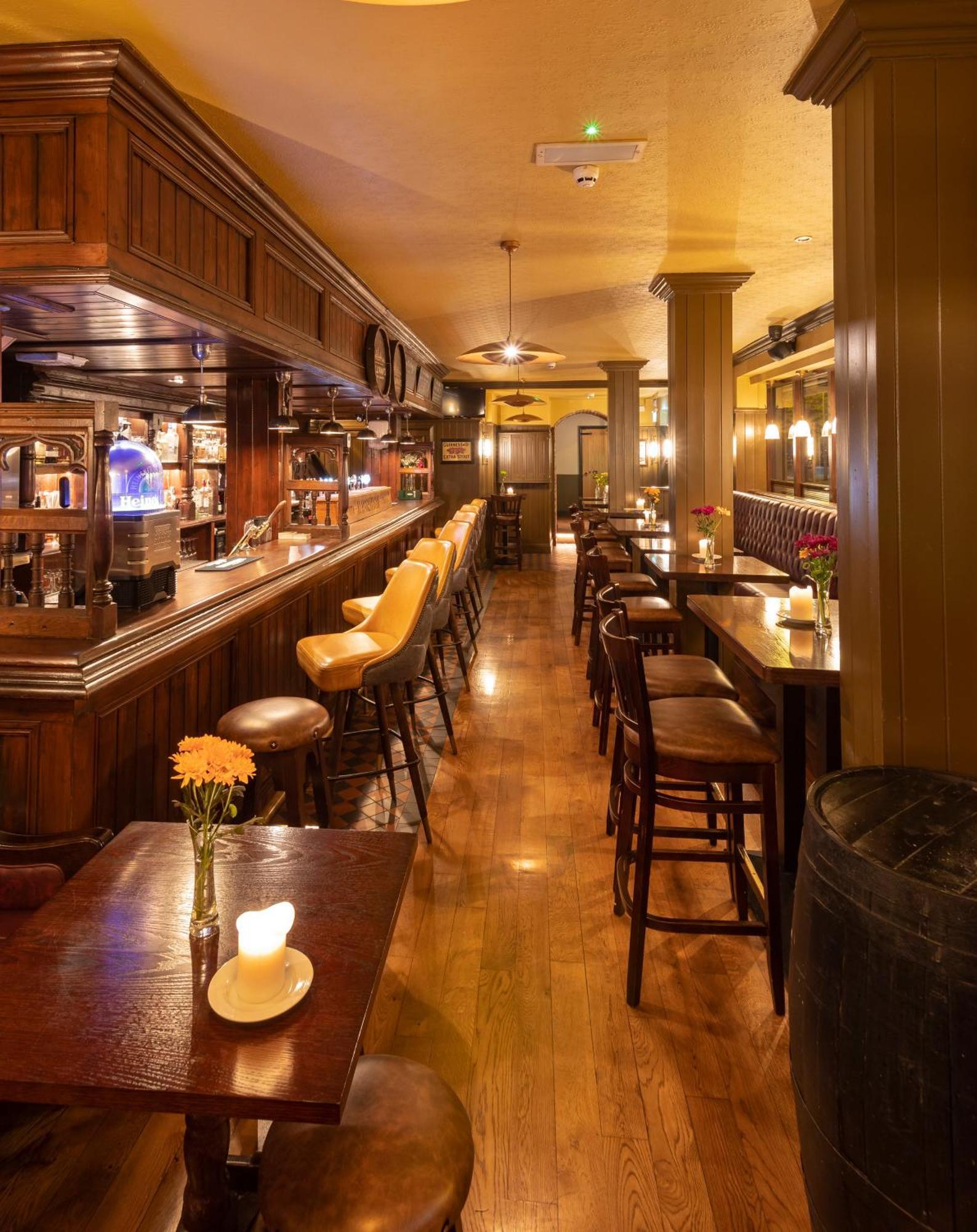 Mcgettigan'S Townhouse - Olives & Figs Bistro Dublin Exterior foto